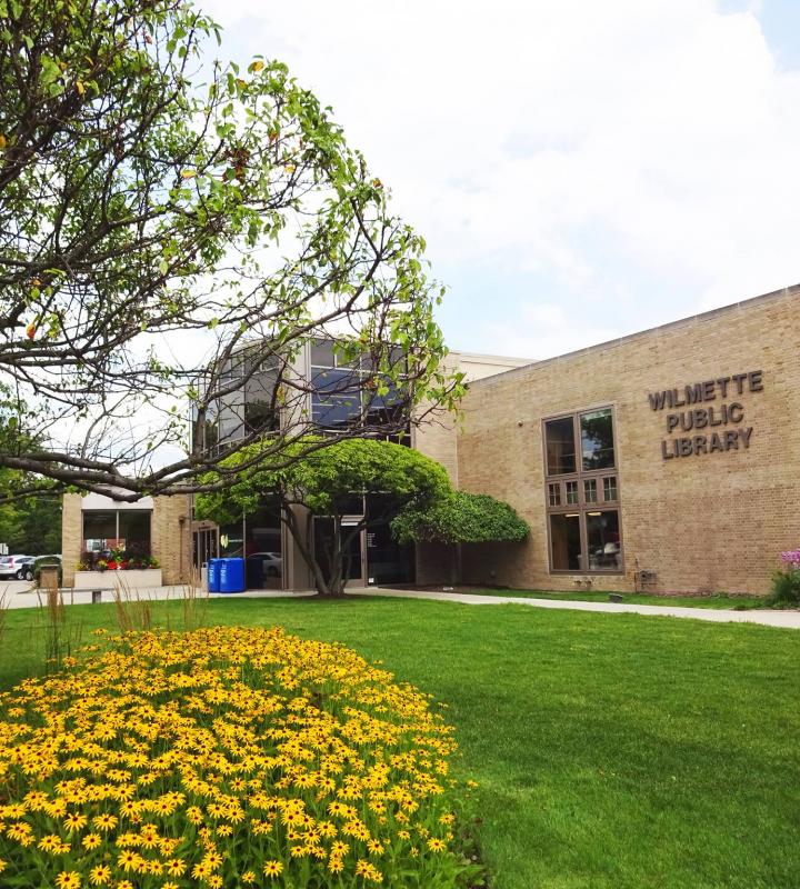 Library History linked image showing the Wilmette Public Library exterior